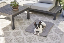 MiaCara Steppdecke Linea Mocca 13 MiaCara Steppdecke Linea Mocca -Ruffwear Verkaufsgeschäft MC C03 011 03 Sleep Blanket Linea Mocca Emma1