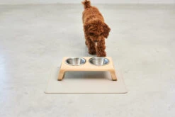 MiaCara Napfunterlage Tova Greige -Ruffwear Verkaufsgeschäft MC C13 020 01 Eat Placemat Tova Greige Toffi4