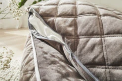 Laboni Hundebett OXFORD 11 Laboni Hundebett OXFORD -Ruffwear Verkaufsgeschäft labonioxfordzip